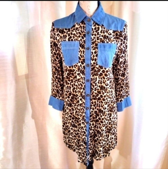 Grace & Emma Leopard Print & Denim Western Style Blouse - Picture 1 of 8